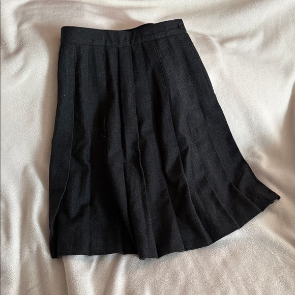 Sag Harbor Dresses & Skirts - Sag Harbor Black A-Line Skirt Vintage
